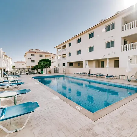 Theano Paralimni