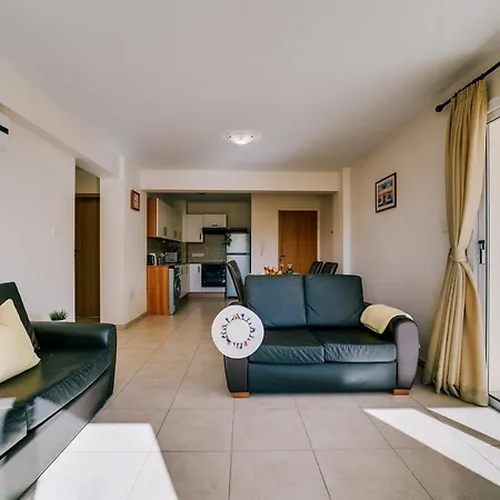 Theano Apartamento Paralimni